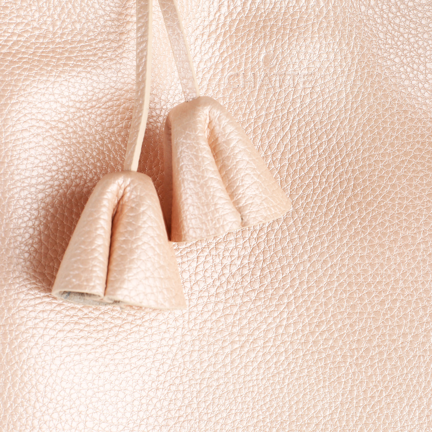 Женская кожаная сумочка с плечевым ремешком Chatte 