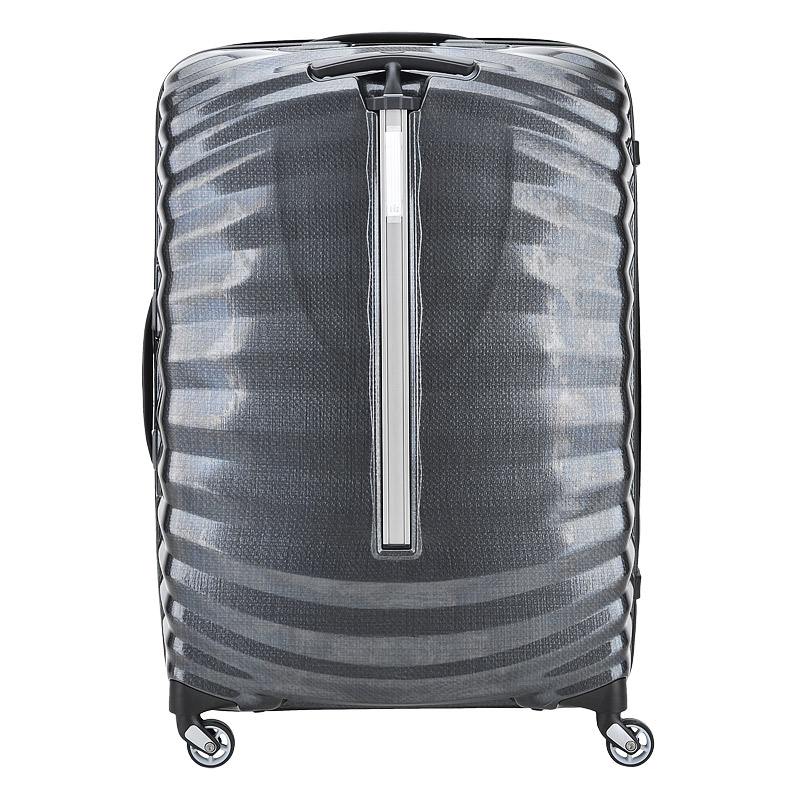 Вместительный чемодан из легкого пластика Samsonite Lite-Shock
