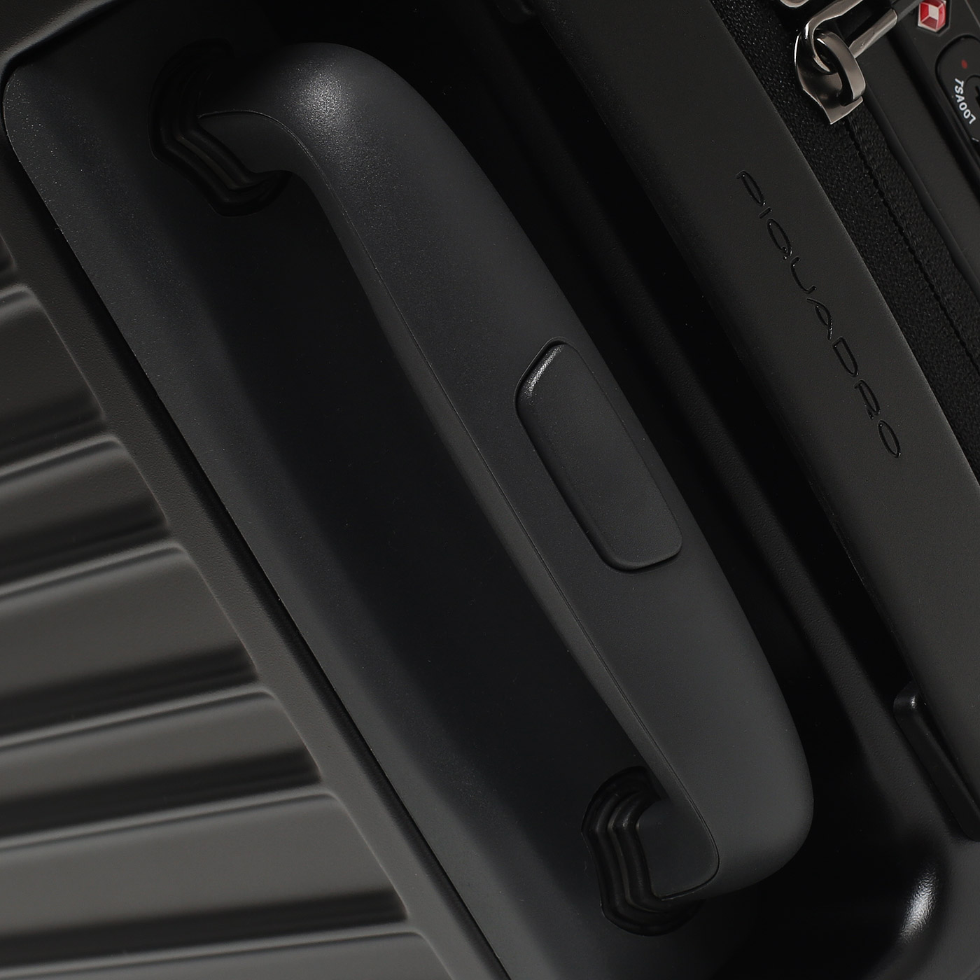 Чемодан на колесах Piquadro PQ Light