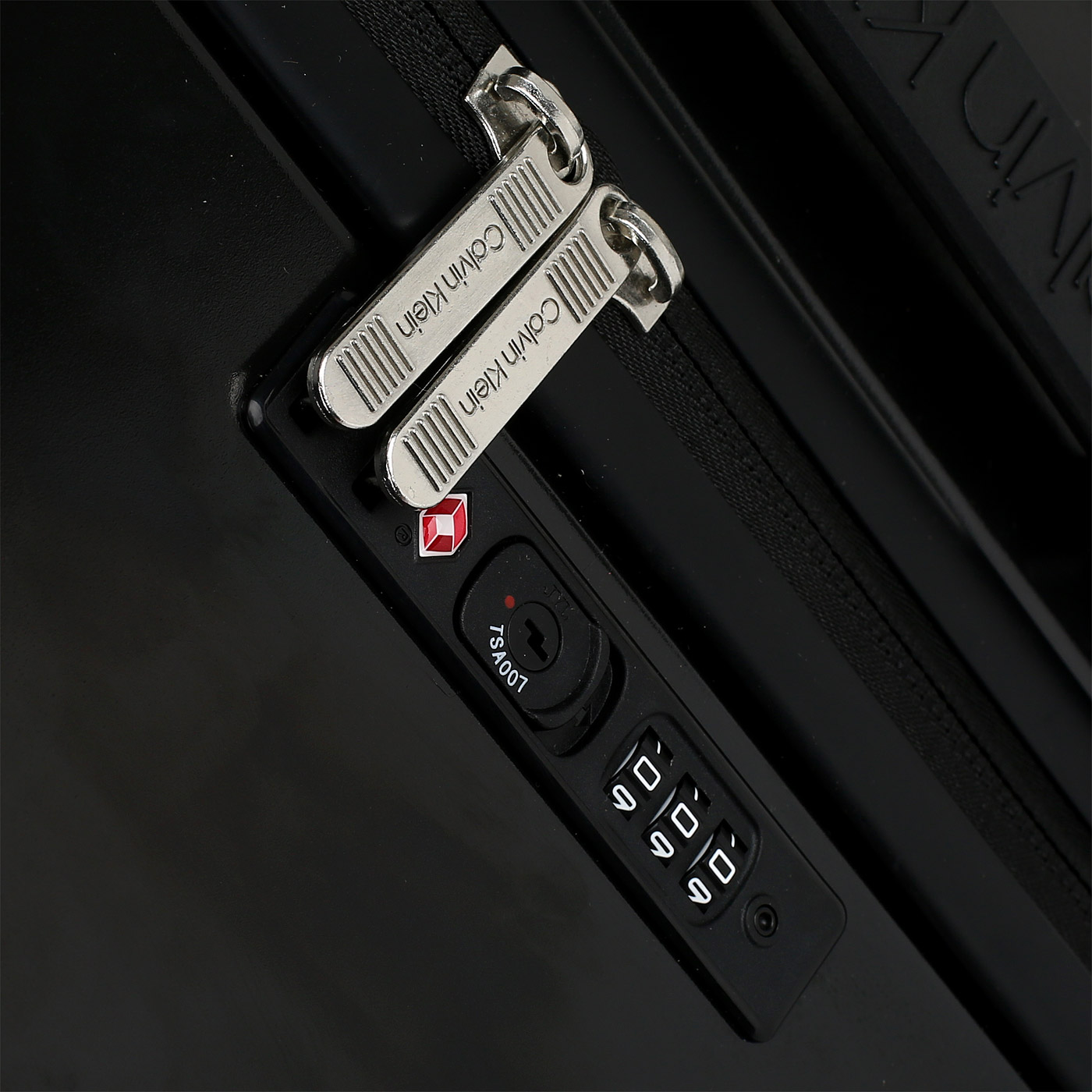 Чемодан большой L из ABS-пластика с кодовым замком Calvin Klein CK-643 Globetrotter HS