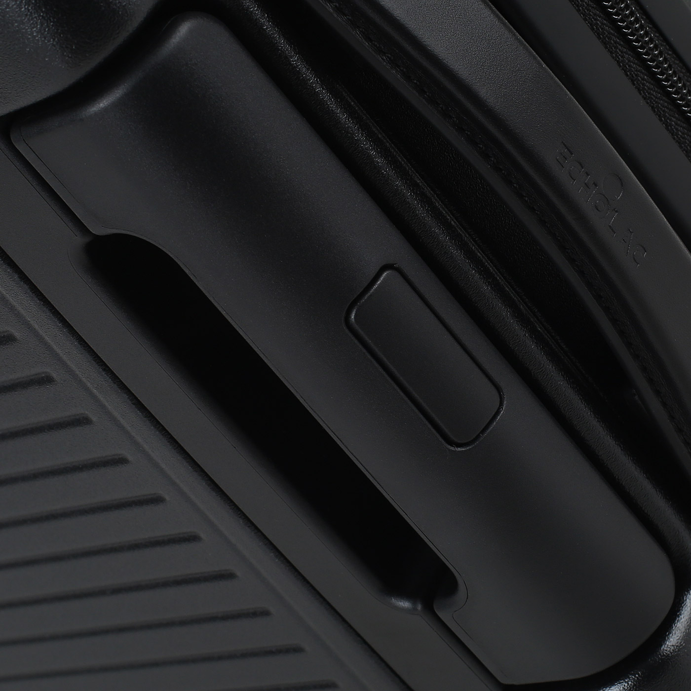 Чемодан маленький S из поликарбоната Echolac Shogun