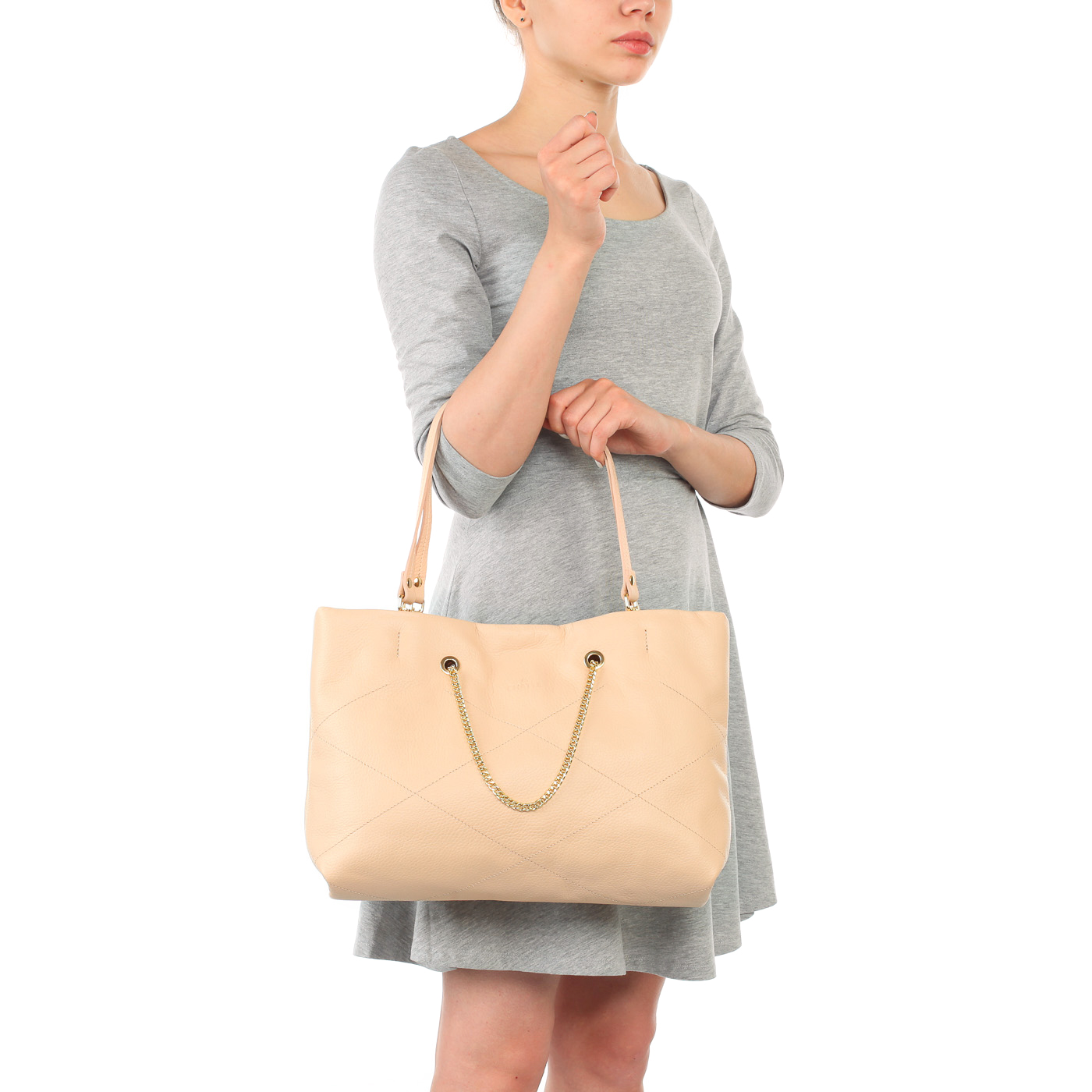 Вместительная женская сумка из натуральной кожи Chatte 