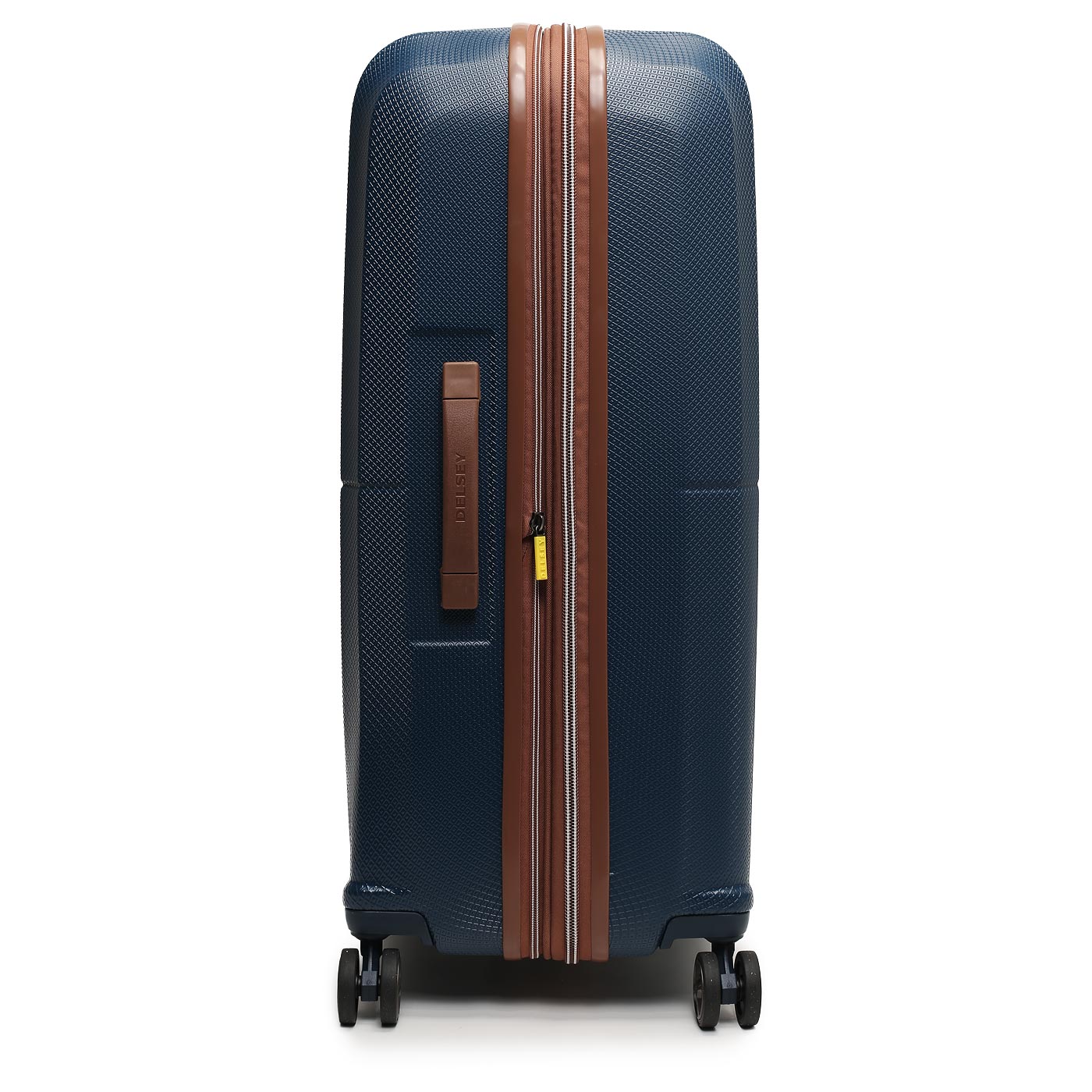 Чемодан на колесах Delsey Carroussel