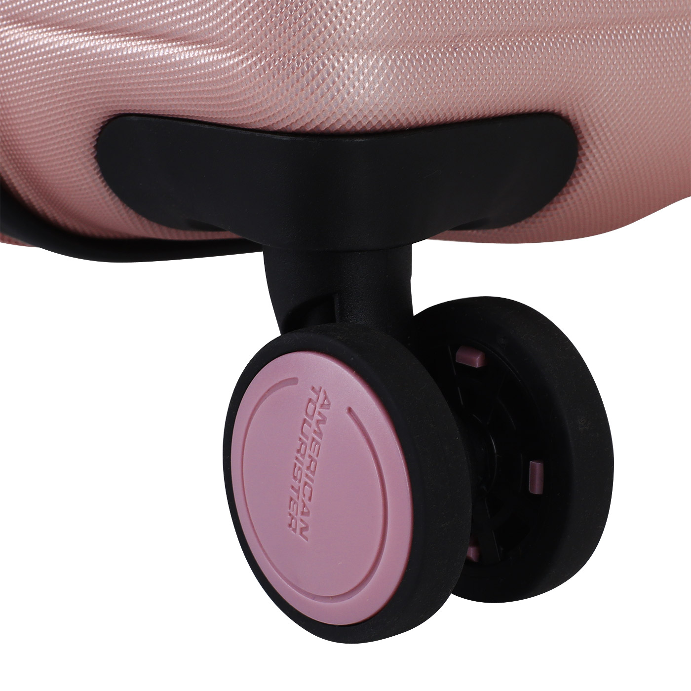 Чемодан большой L из ABS-пластика с кодовым замком American Tourister Aero Racer