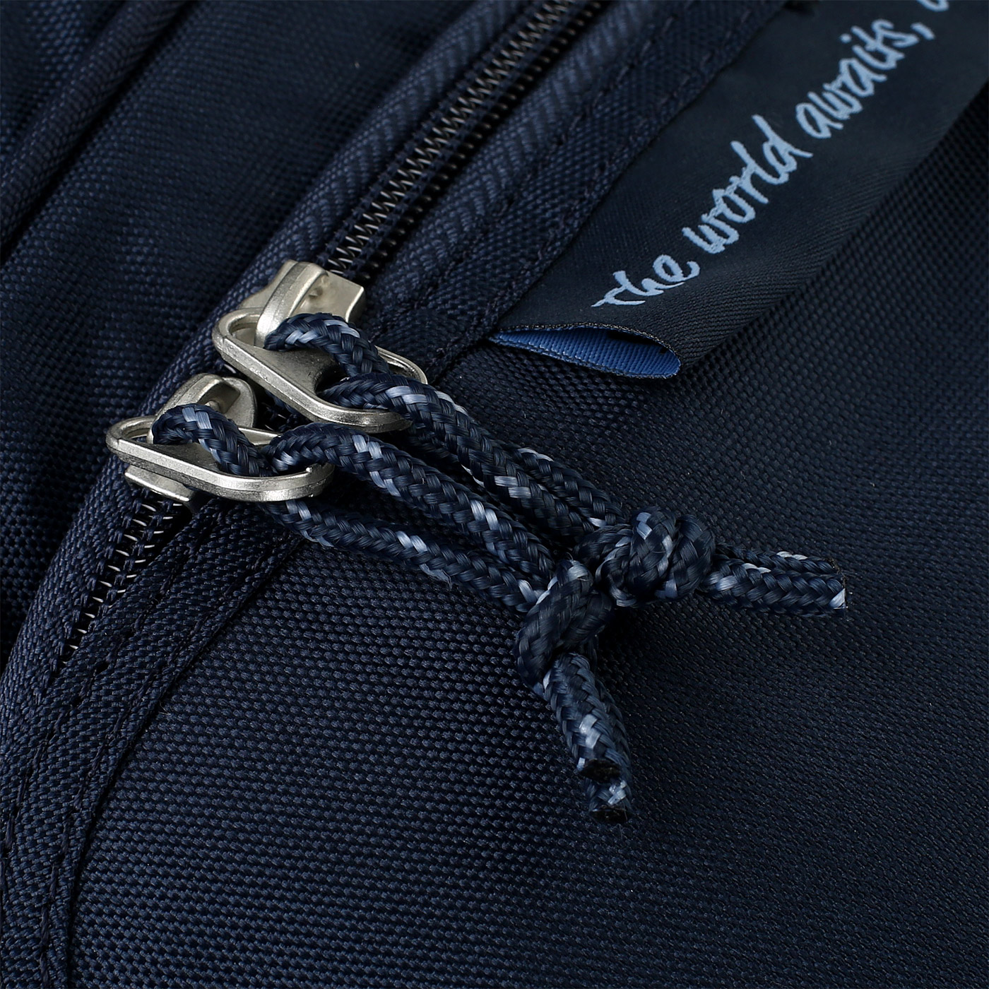 Дорожная сумка на колесах American Tourister AllTrail