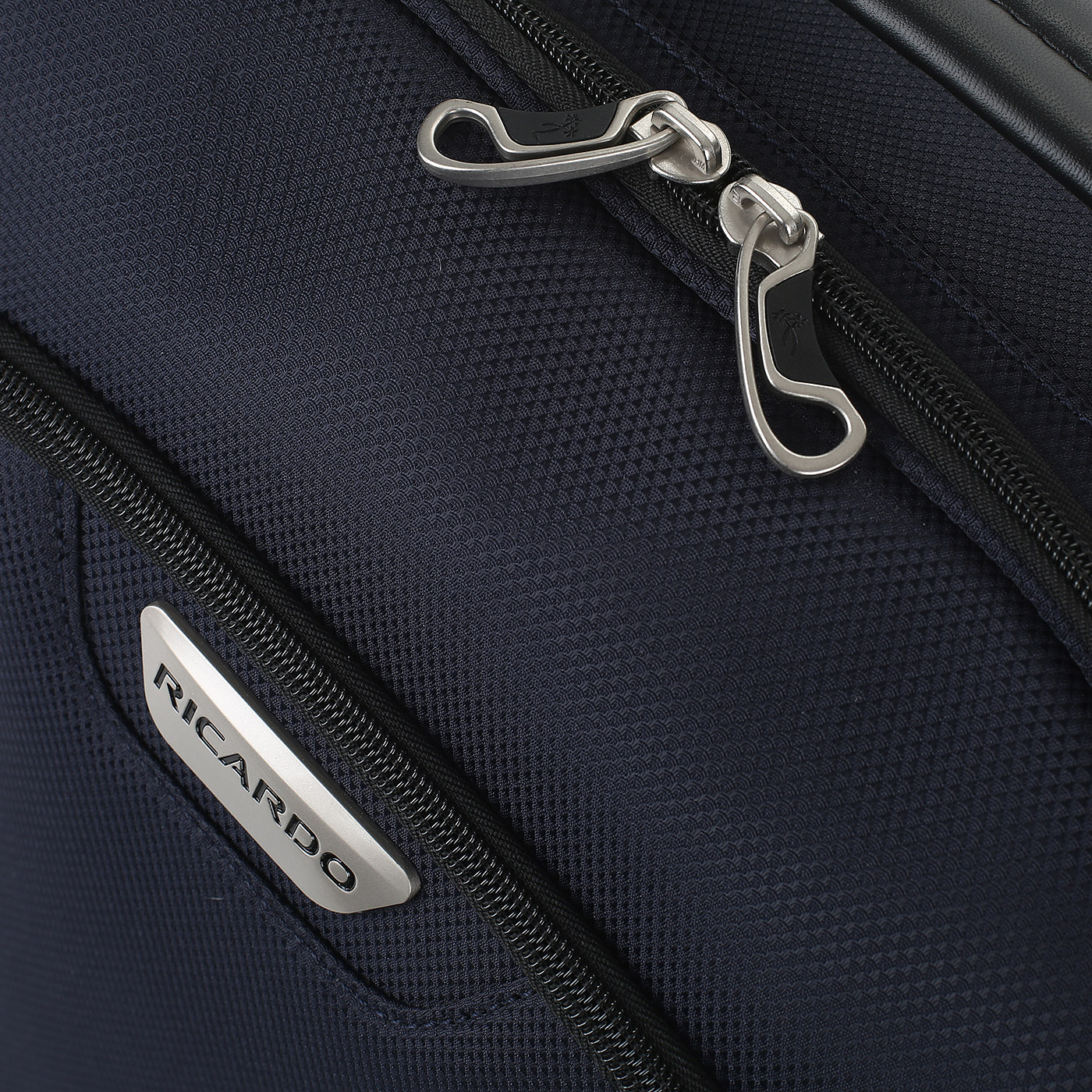 Чемодан маленький S тканевый Ricardo Monterey 2.0