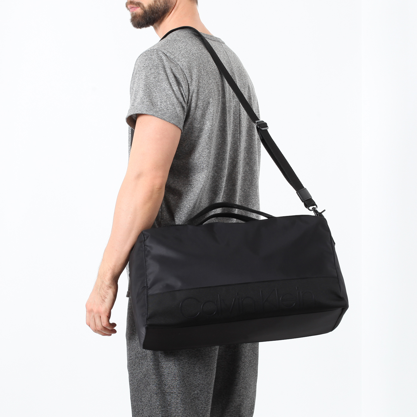 Черная дорожная сумка Calvin Klein Jeans Shadow