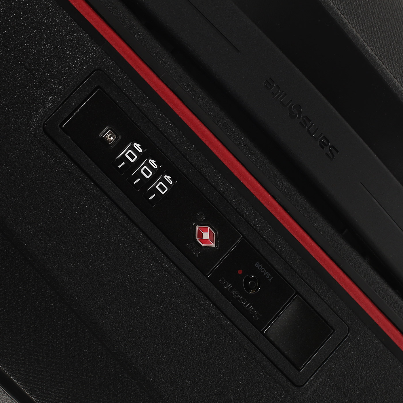 Чемодан для ручной клади из полипропилена Samsonite Essens