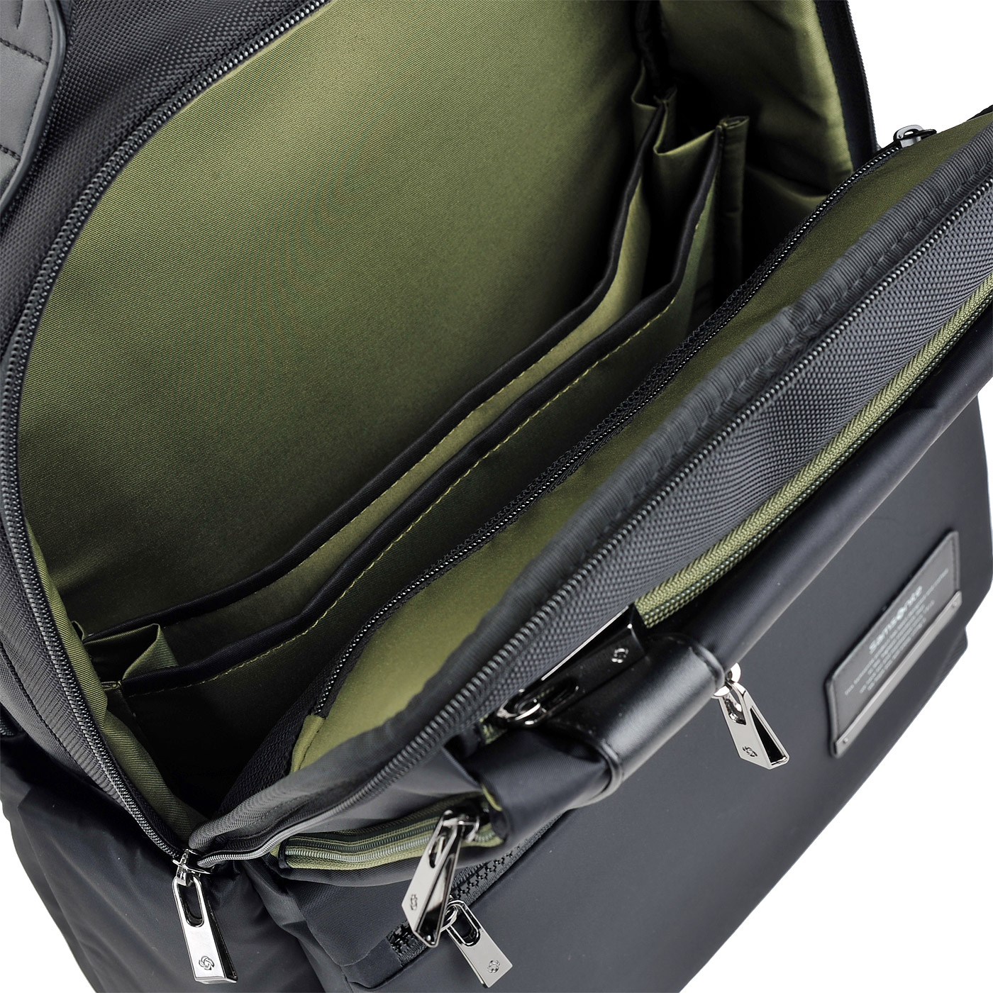 Вместительный рюкзак для ноутбука Samsonite Openroad
